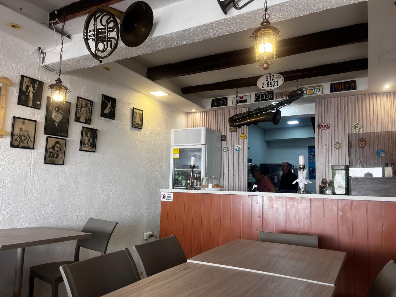 Interior de Café Del Tranquilo